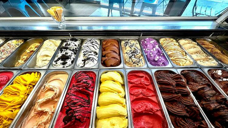 Image of an ice-cream table top.